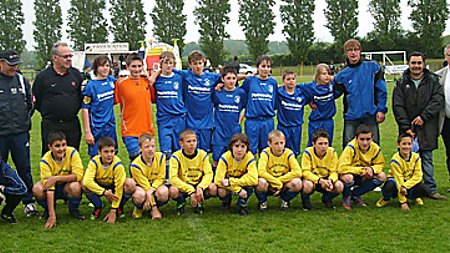 Jugendfußballer des SV Gerolstein zu Besuch in der Partnerstadt Digoin
