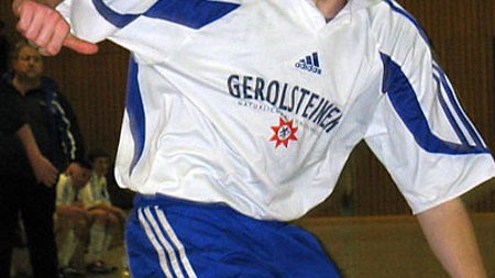 19 Fußball ?und 2 Handballteams sorgten für Budenzauber
